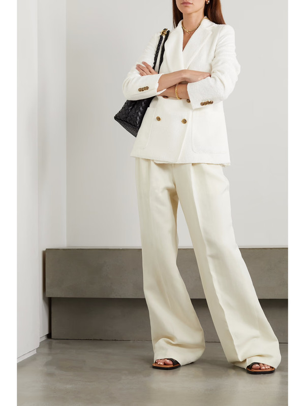 B1D7E931-A258-461D-BA04-ED8A014C606B