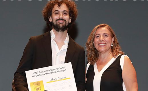 Álvaro Toscano: Primer Premio y Premio del Público, Certamen Internacional de Guitarra Francisco Tárrega