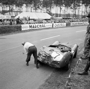 24 HEURES DU MANS YEAR BY YEAR PART ONE 1923-1969 - Page 33 54lm07-Lagonda-DP115-E-Thompson-D-Poore-6