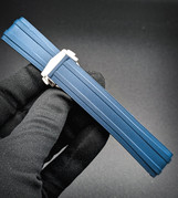 PXL 20260205 050412925 PORTRAIT ORIGINAL