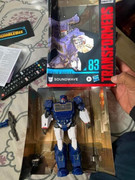 Studio-Series-SS-83-Soundwave