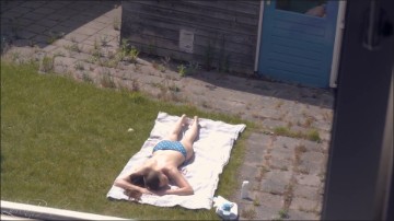 [Image: Voyeur50725105210.jpg]