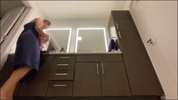 [Image: Voyeur58865102544.jpg]