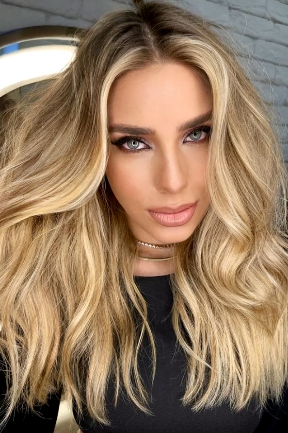 Golden Honey Balayage