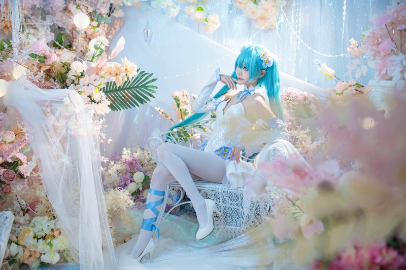 艾西Aiwest 初音未来粉蝶花Cosplay写真图集 Miku高清美图 44P (159.9M)插图2