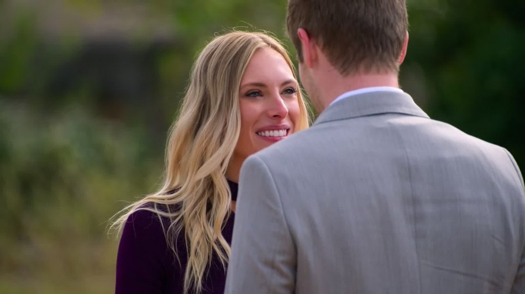 [Image: 0by54shmpe3m.jpg]