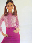 Barbara-Bach-b19