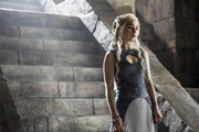 emilia-clarke-game-of-thrones-86