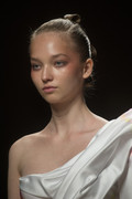 Valentin_Yudashkin_Spring_2019_Details_82_GL4_LKPCjux.jpg