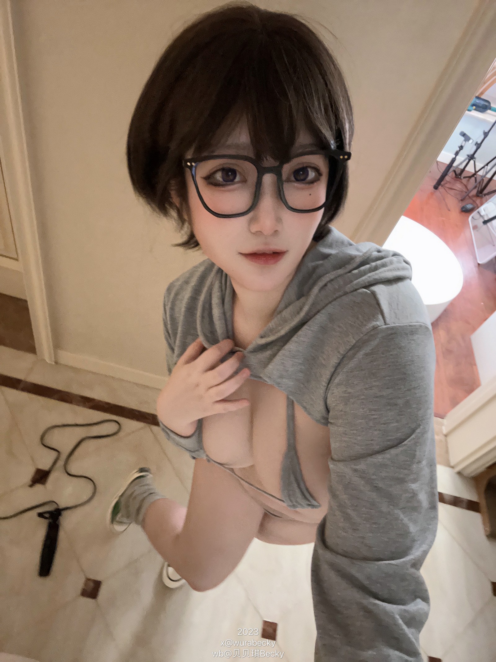 贝贝琪 Becky 眼镜姐姐 主题 Cosplay 写真＋视频合集（67P｜3V｜450MB）插图2