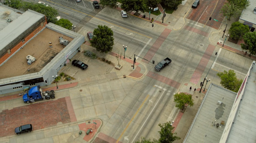 [Image: j40x2qbp6yza.png]