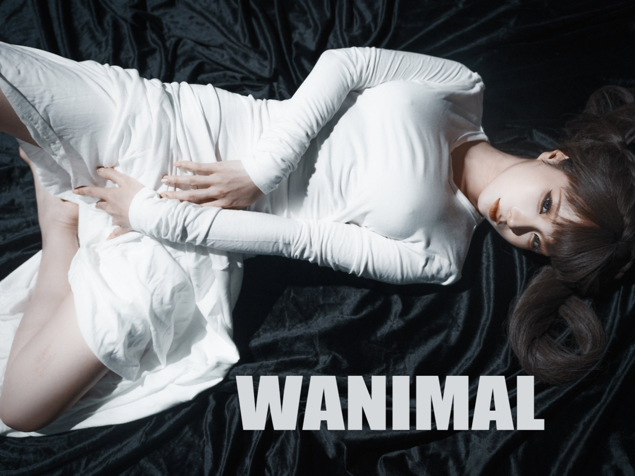 蠢沫沫王动作品集，蝴蝶结与长发的冷峻美学，104P+1视频插图1