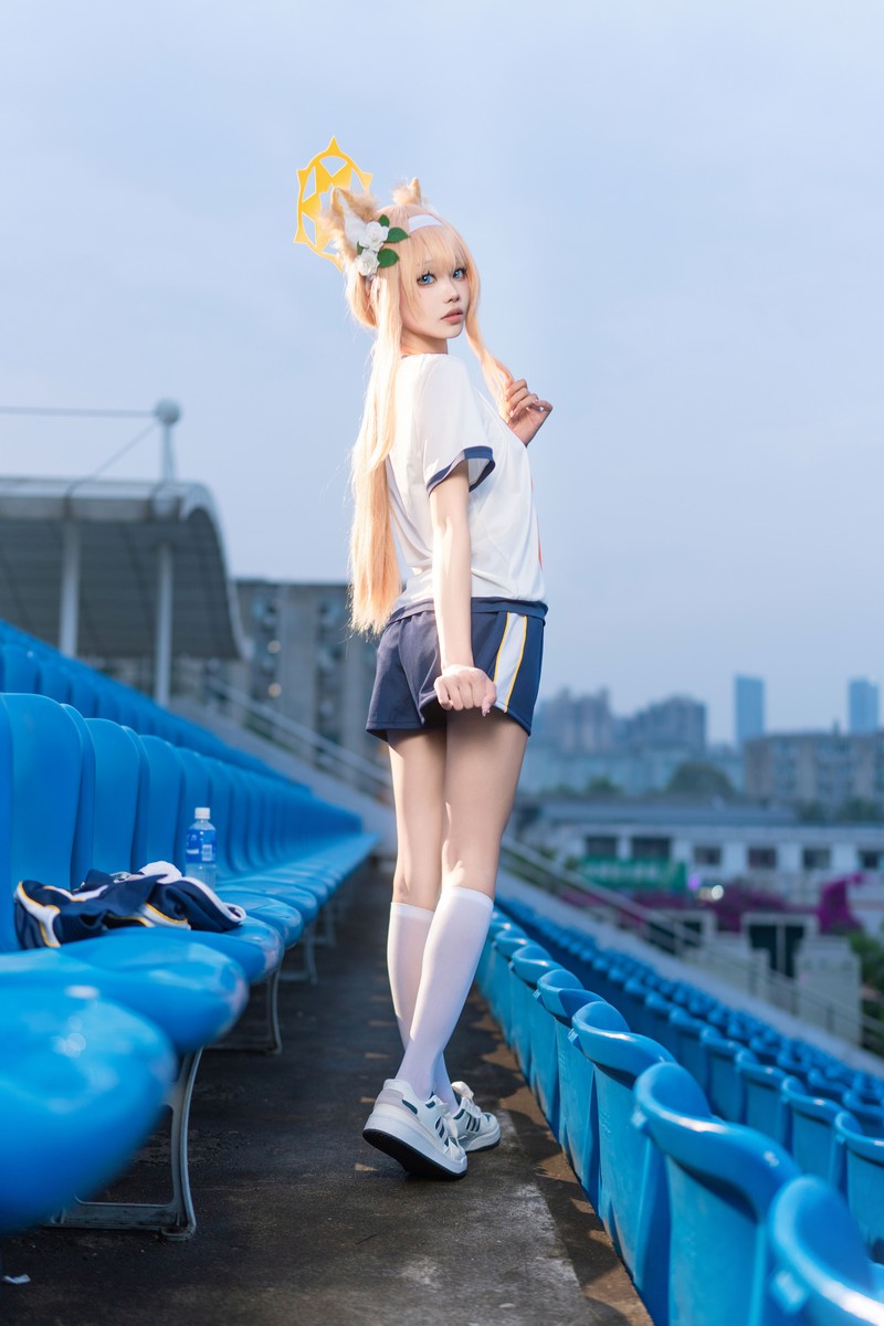 艾西Aiwest 碧蓝档案伊落玛丽体操服Cosplay写真图集 高清美图 44P (178MB)插图8