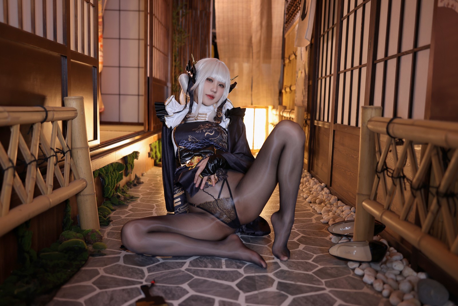 无影喵喵 NIKKE 胜利女神 布兰儿 Cosplay 写真＋视频合集｜高清大图（100P｜7V｜3.06GB）插图9