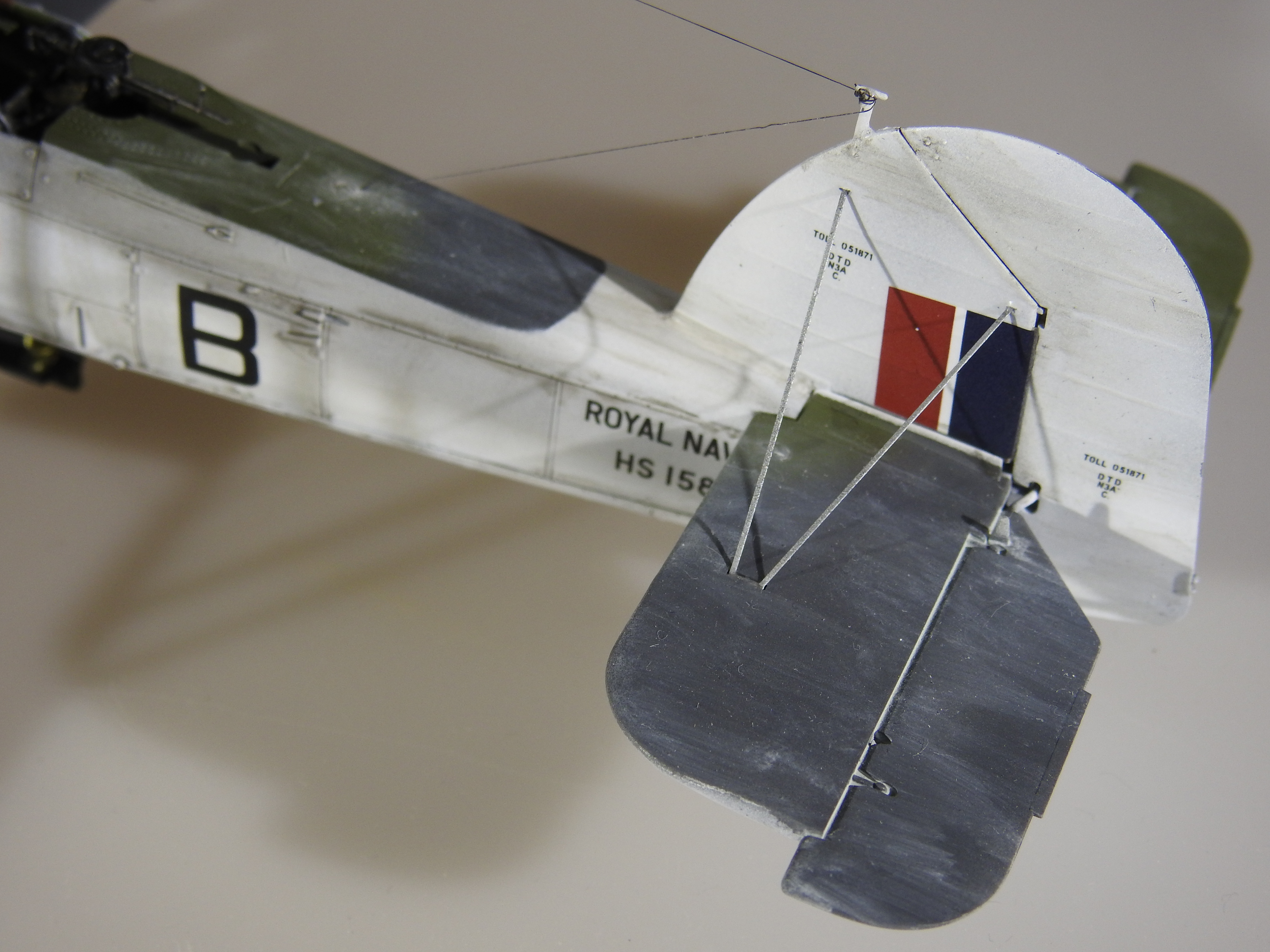 Fairey Swordfish Mk II 1/48 Tamiya - klar DSCN0103