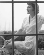 claudette-colbert-d48