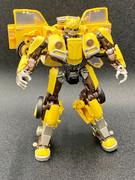 01-Premium-Finish-PF-SS-01-Studio-Series-Bumblebee