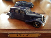 Norev-22-cv-Familiale-Bleue.jpg