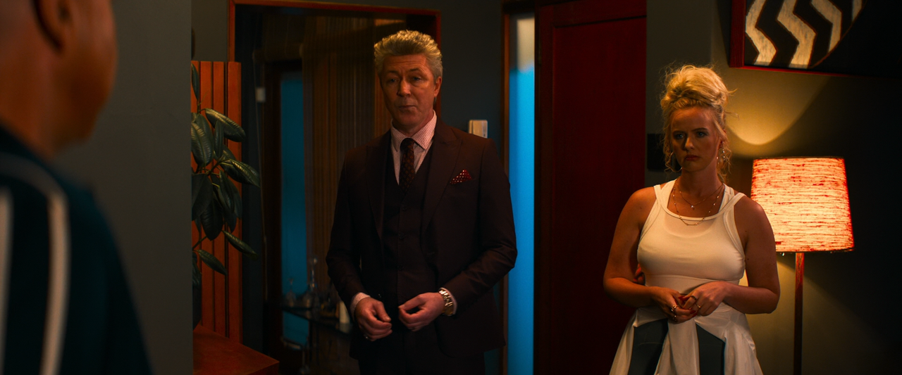 London Calling 2025 BDRip 1080p sele Zen mkv snapshot 00 46 17 191