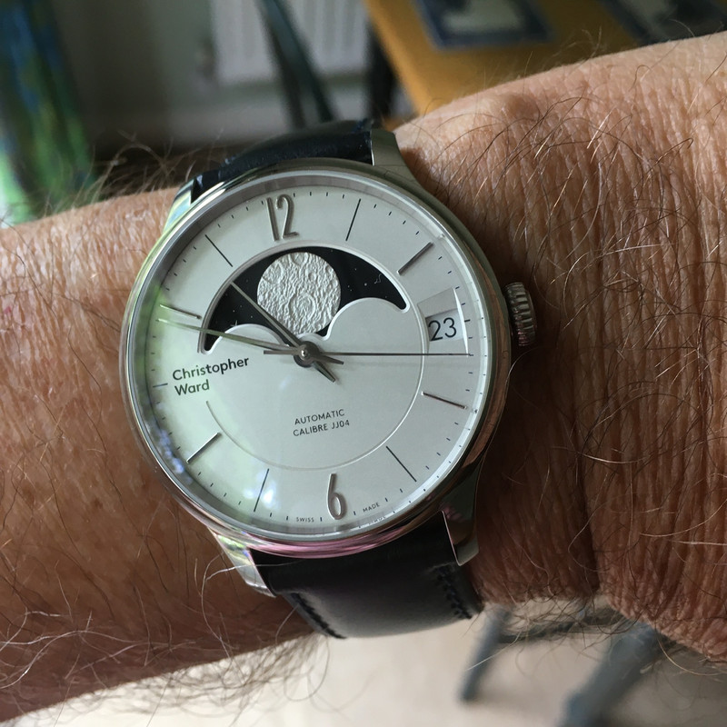 CA76A9B6-39D1-40EE-85EB-F5C88B020B63