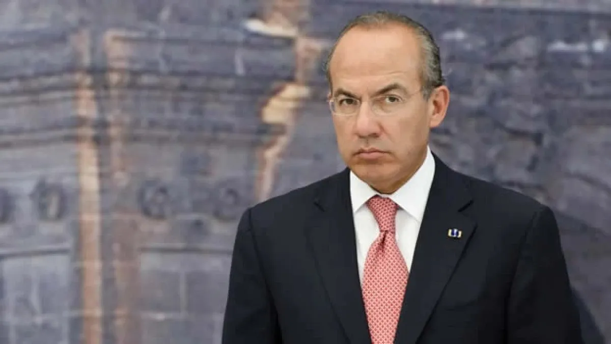 Felipe Calderón habría obtenido permiso de residencia en España