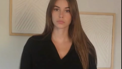 Eva Cudmore Removes Black Shirt Shows Big Tits