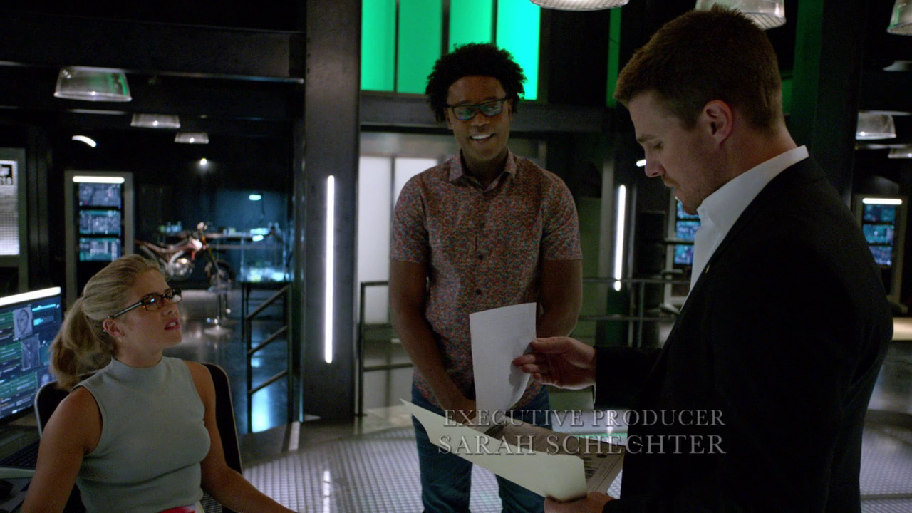 Arrow.S05E01.Retaggio.720p.BDMux.ITA.ENG.x264-BlackBit[screenshot 3]