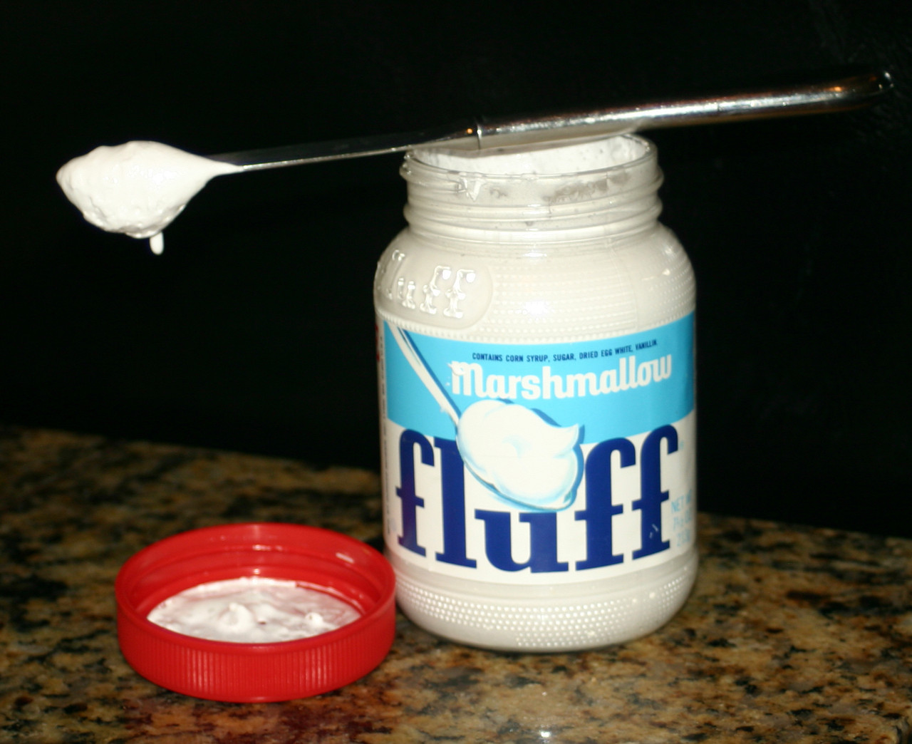 Marshmallow-fluff2.jpg