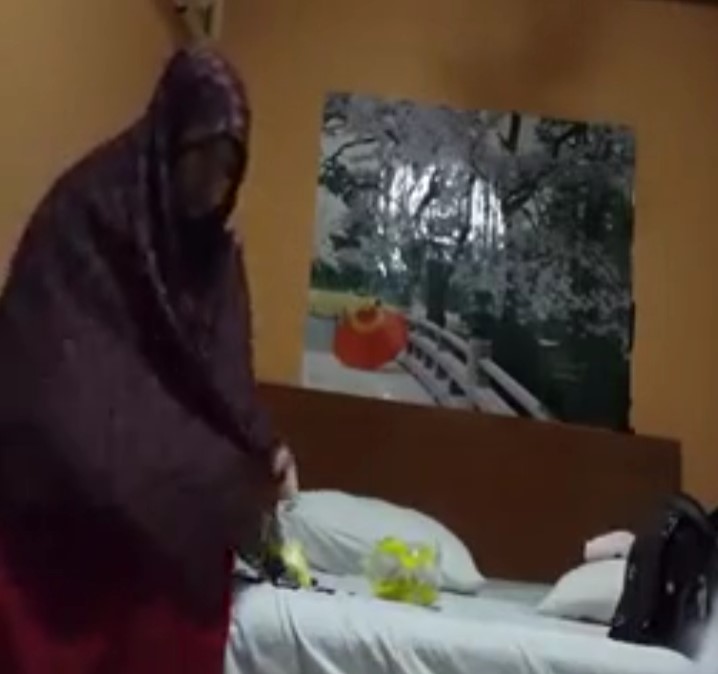 Skandal Murid Berjilab Dengan Guru Ngaji