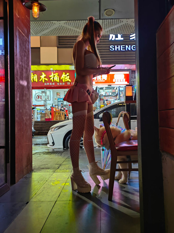 Momo's-Night-Out-34