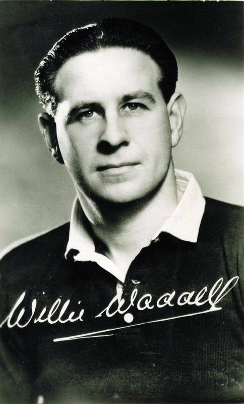 WIllie Waddell postcard