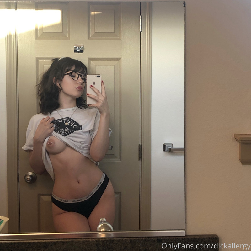 c7e5ac7b-a8fa-46cc-bb57-2c8e58e94034.jpg