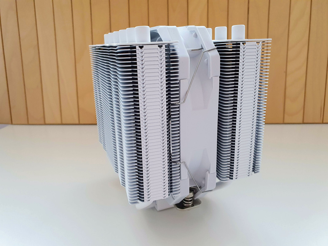 SS135_Cooler_Side_Close