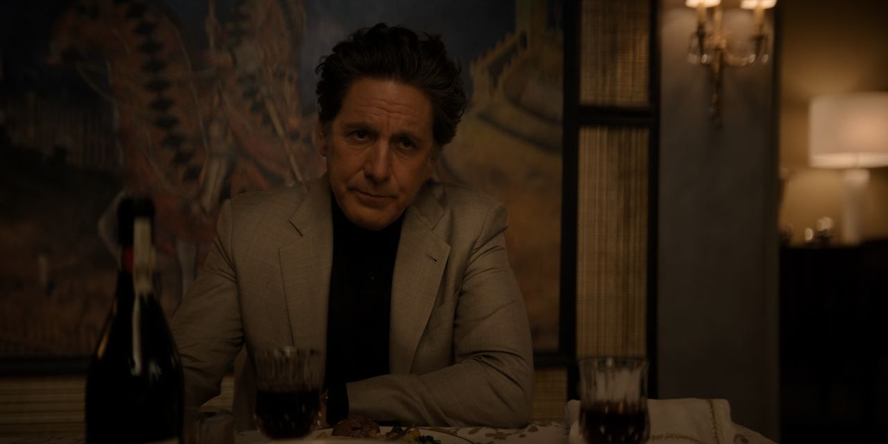 The.Penguin.S01E04.Cent'anni.2160p.10bit.NOW.WEB-DL.DDP5.1.HEVC-Vyndros.mkv_snapshot_47.25_[2025-01-