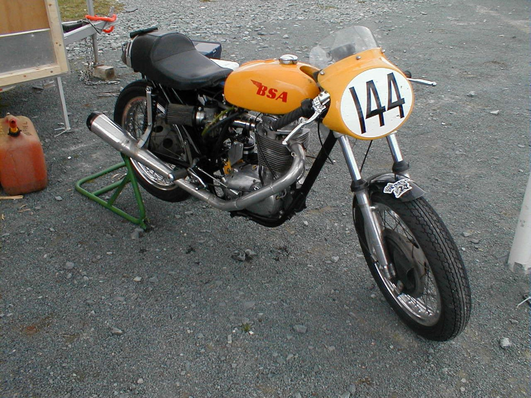 Tom's B50 road racer