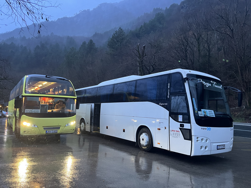 1738708B-5A3D-4C37-A555-4597DE5D118B