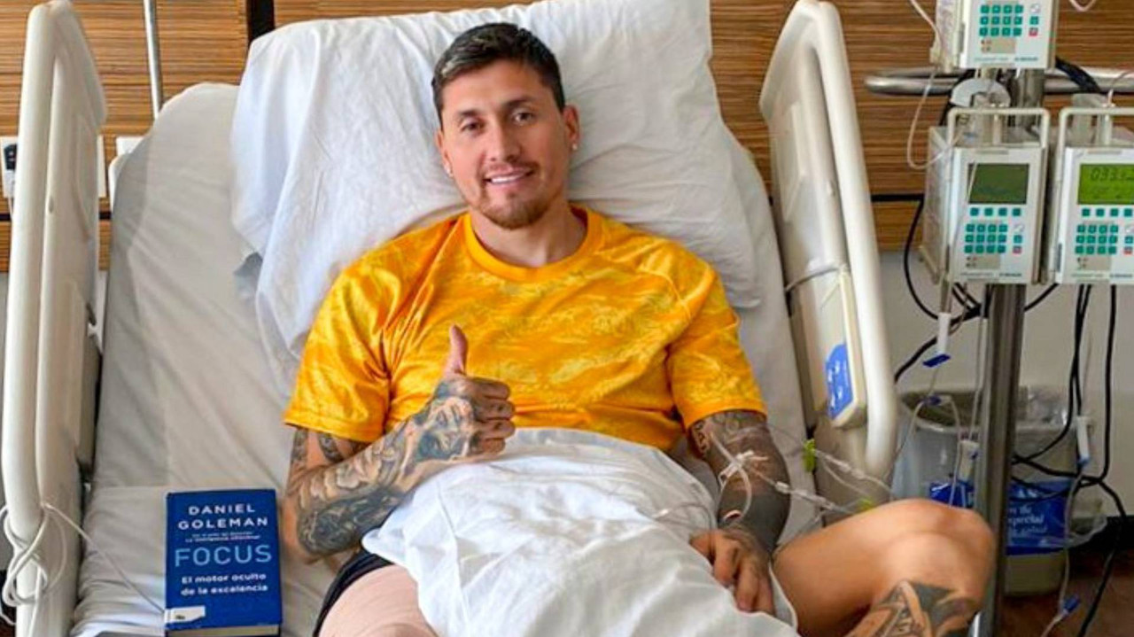 Se tambalea la llegada de Nico Castllo al Necaxa por problemas de salud