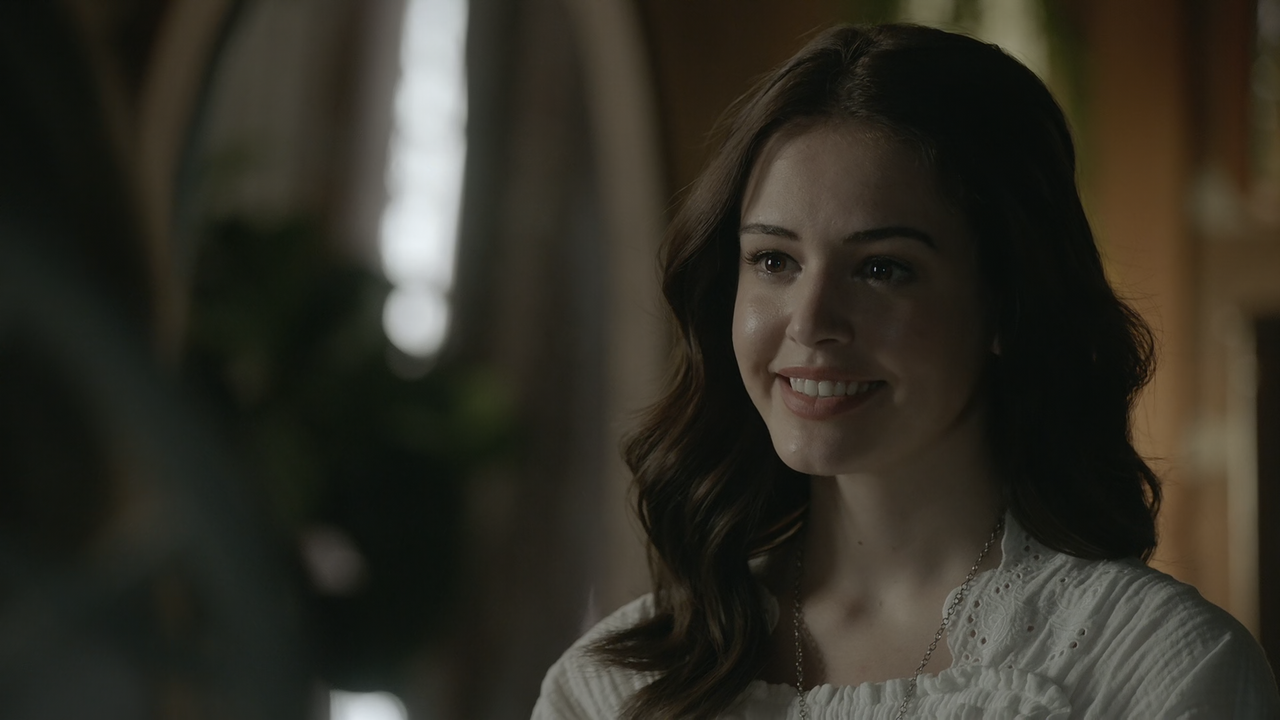 Legacies.S03E14.This.Feels.a.Little.Cult-y.1080p.10bit.AMZN.WEB-DL.DDP5.1.HEVC-Vyndros.mkv_snapshot_