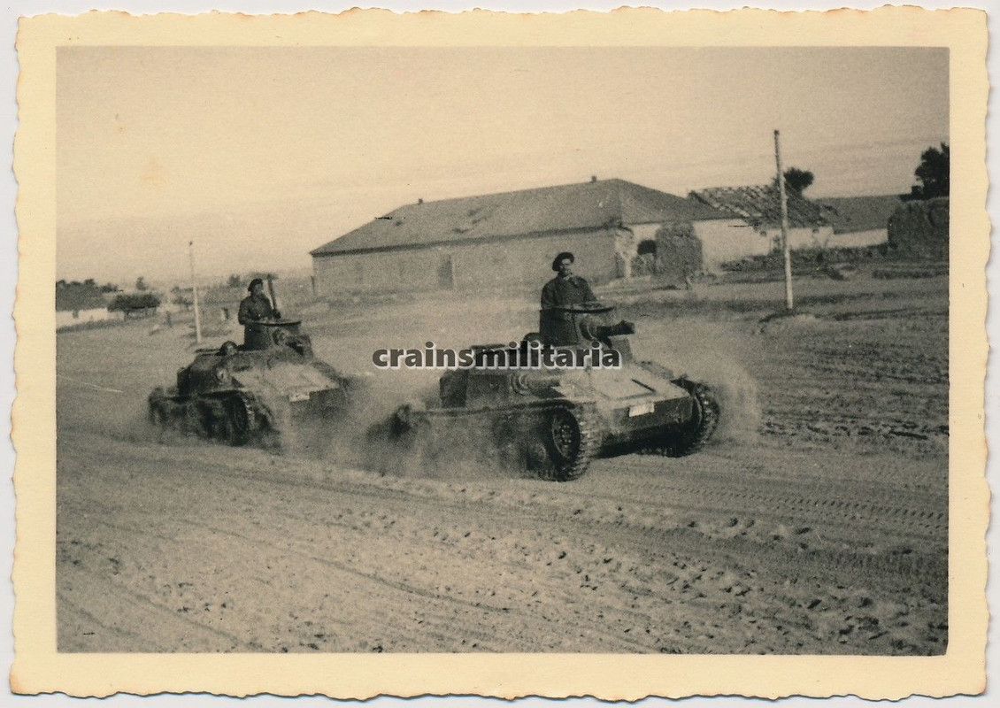 Orig. TOP Foto rumänischer CKD R-1 Panzer Tank a