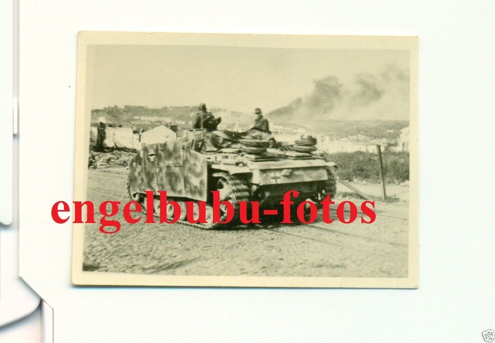 PANZER - STURMGESCHÜTZ - SUPER TARN-BEMALUNG   S