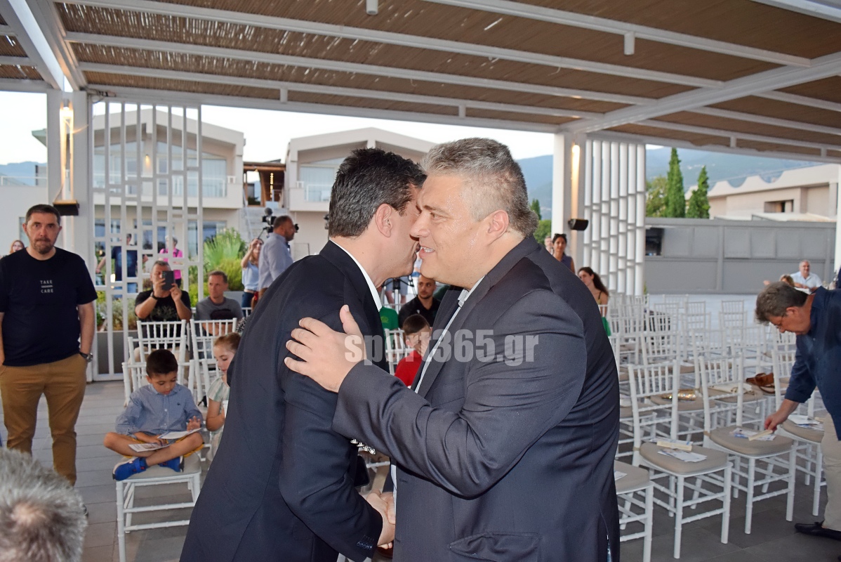 , &Kappa;&alpha;&lambda;&alpha;&mu;ά&tau;&alpha; 80 – Affidea: &Sigma;&upsilon;&nu;&epsilon;&rho;&gamma;&alpha;&sigma;ί&alpha; &omicron;&rho;ό&sigma;&eta;&mu;&omicron; &kappa;&alpha;&iota; &nu;έ&omicron; &kappa;&epsilon;&phi;ά&lambda;&alpha;&iota;&omicron; &gamma;&iota;&alpha; &tau;&omicron;&upsilon;&sigmaf; &laquo;&lambda;ύ&kappa;&omicron;&upsilon;&sigmaf;&raquo; (&phi;&omega;&tau;&omicron; & &beta;ί&nu;&tau;&epsilon;&omicron;)