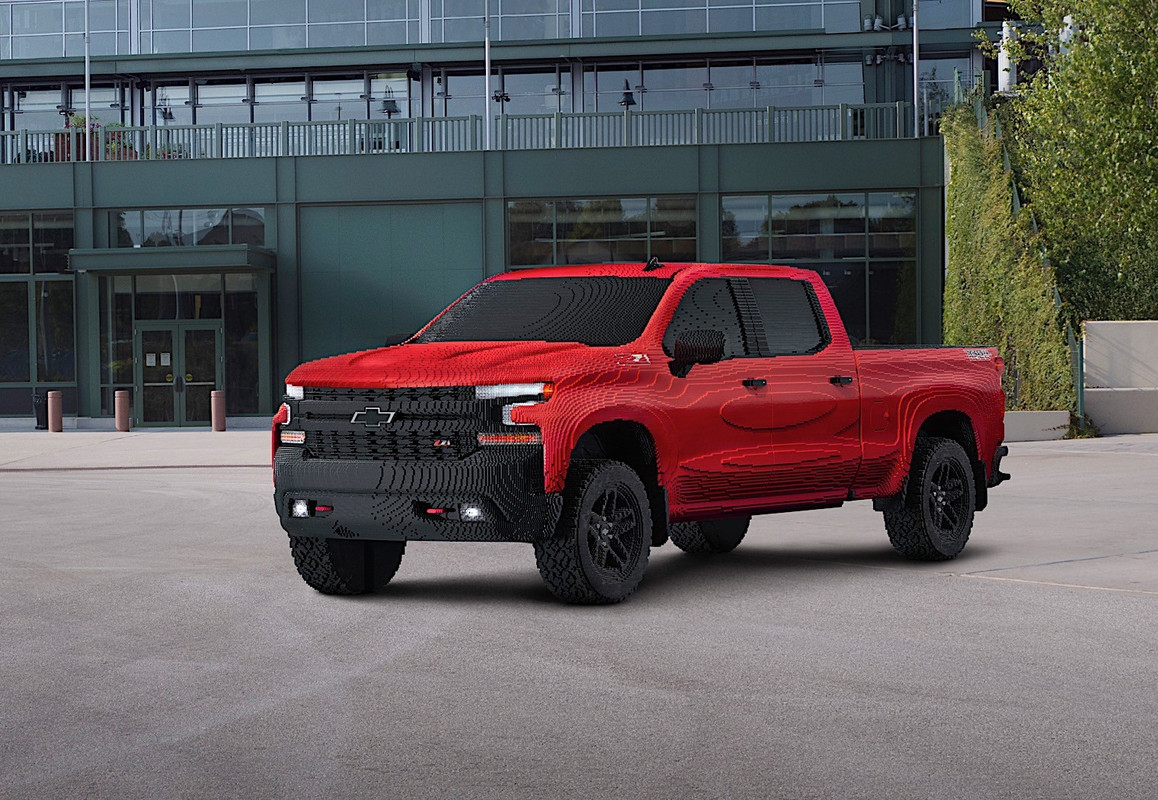 2019 LEGO Chevrolet Silverado 1500 LT Trail Boss (6)