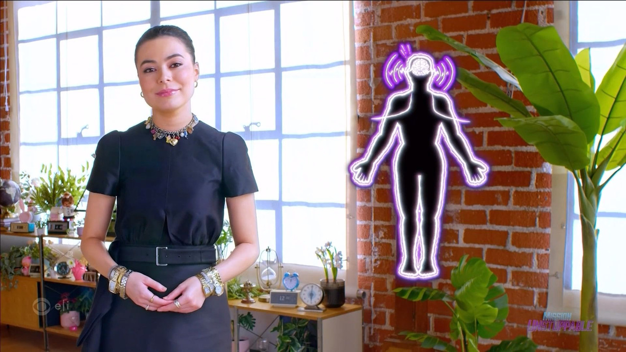 Miranda Cosgrove 080826 024