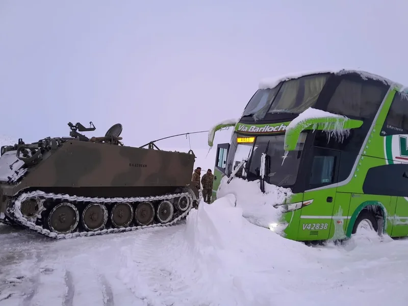 argentina-deployed-4x-m113-armored-personnel-carriers-to-v0-ho65hauwzo7d1.webp