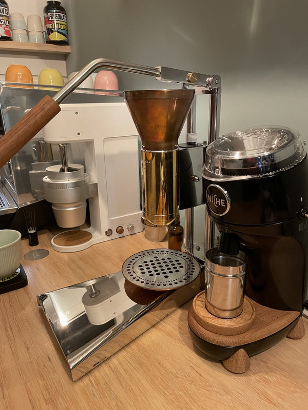 20572459-5ED3-4F05-B9A8-DDEA763B3E2B