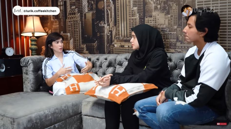 Fairuz saat ditanya mengenai masalah 'ikan asin' di kanal youtube Ussy Ussy Andhika Official yang dipublikasikan pada Senin (1/7/2019)