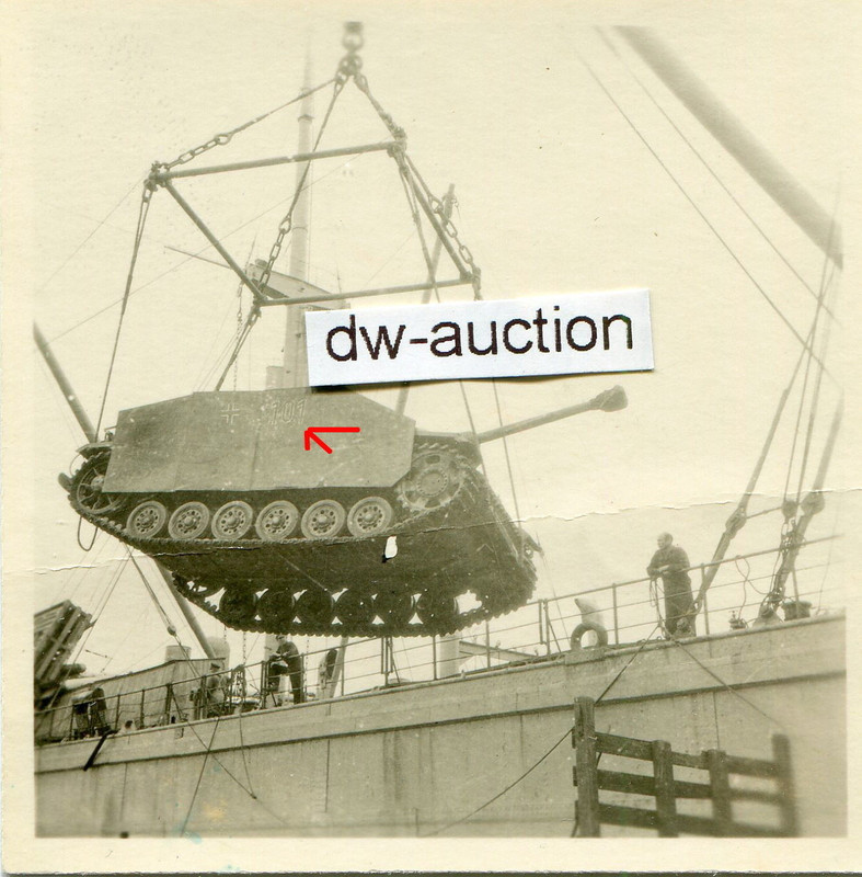 Sturmgeschütz Langrohr mit Seitenschürzen und Nu