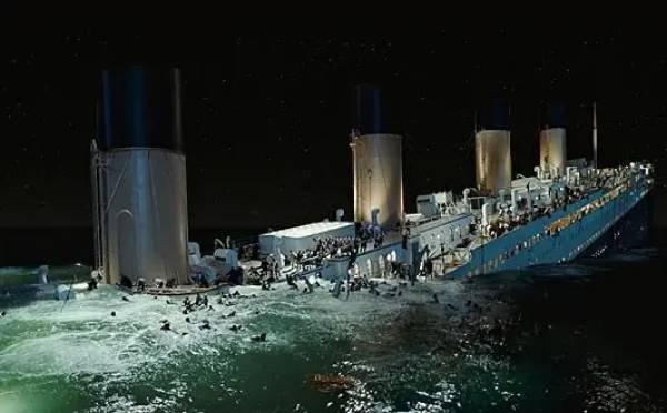 Titanic-18