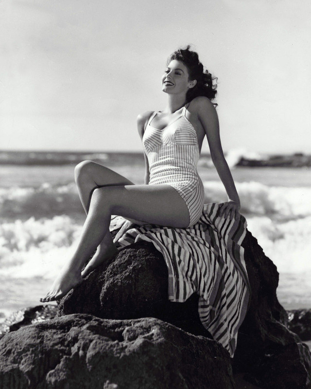 Ava_Gardner_d74