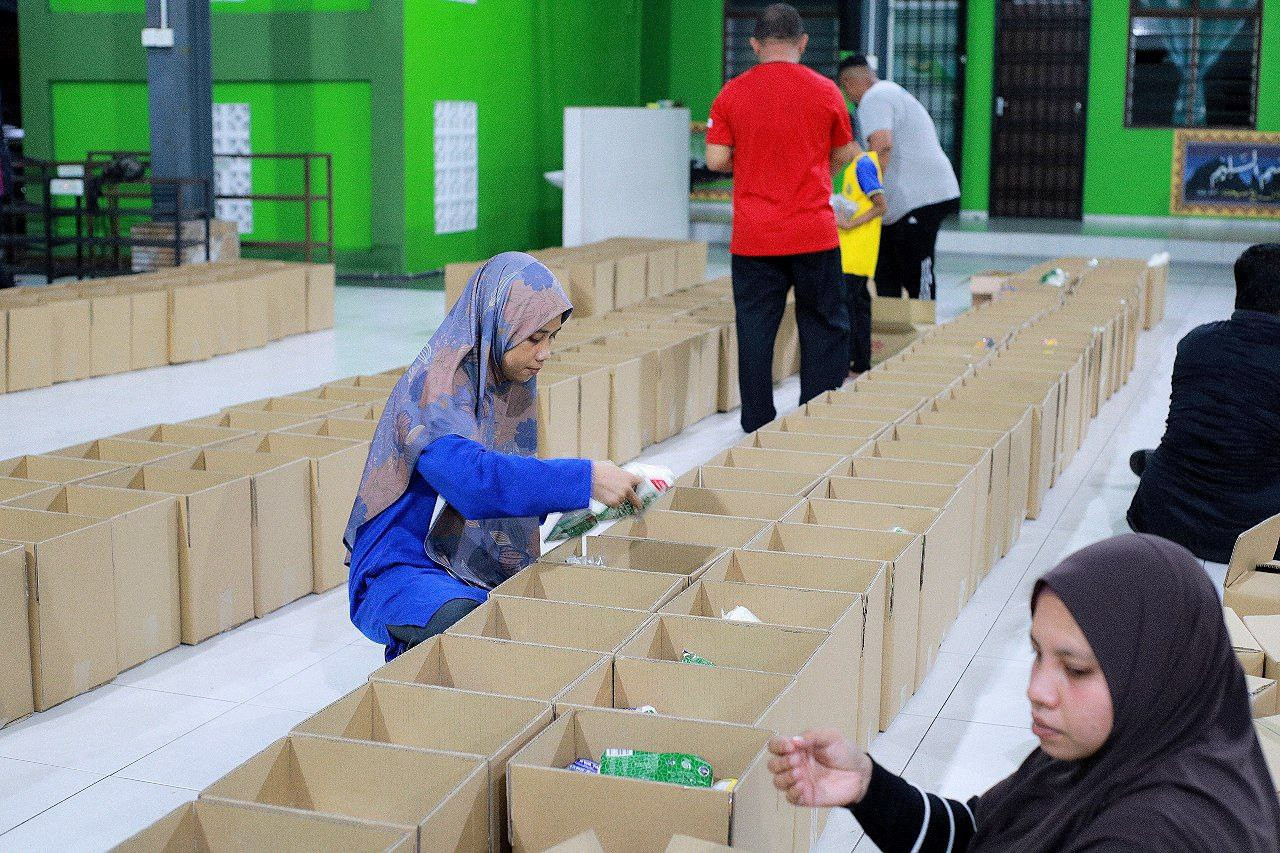 Gambar Agihan Bantuan Ramadan Bakri